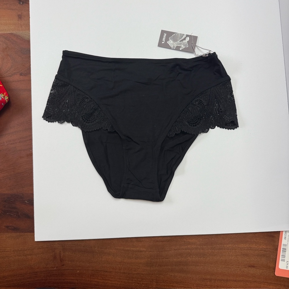 “Chic” Belle Epoque Black Panties with Lace Accent made by‎ Fleurt - Picture 4 of 5